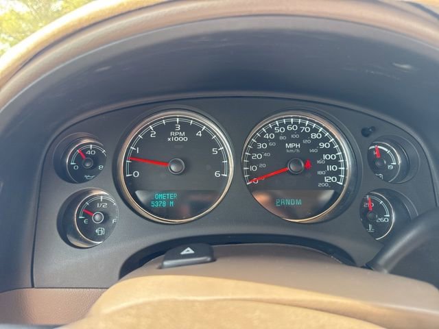 Used 2013 Chevrolet Avalanche LTZ image 27