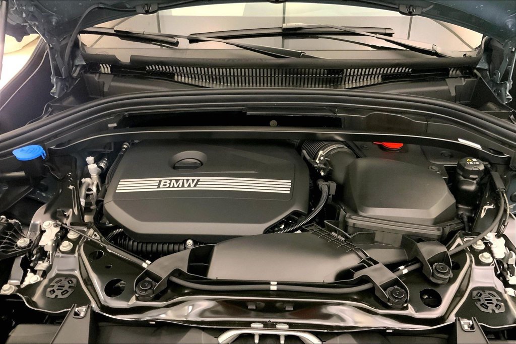 New 2026 BMW X1 xDrive28i w/ Technology Package AWD/4WD image 8