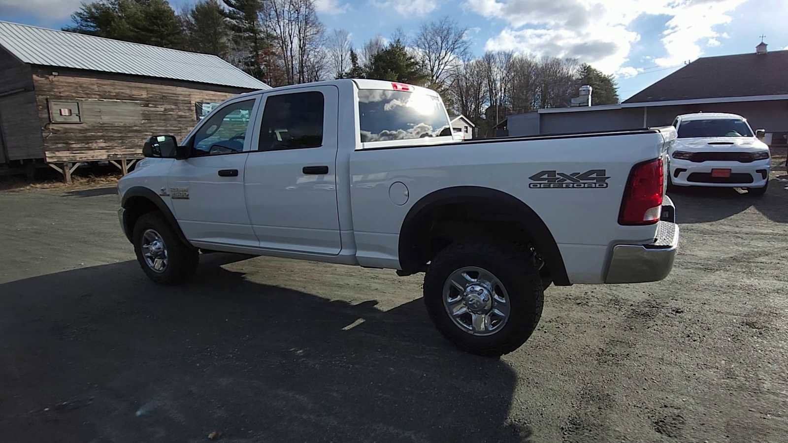 Used 2018 RAM 2500 Tradesman w/ Chrome Appearance Group AWD/4WD image 6