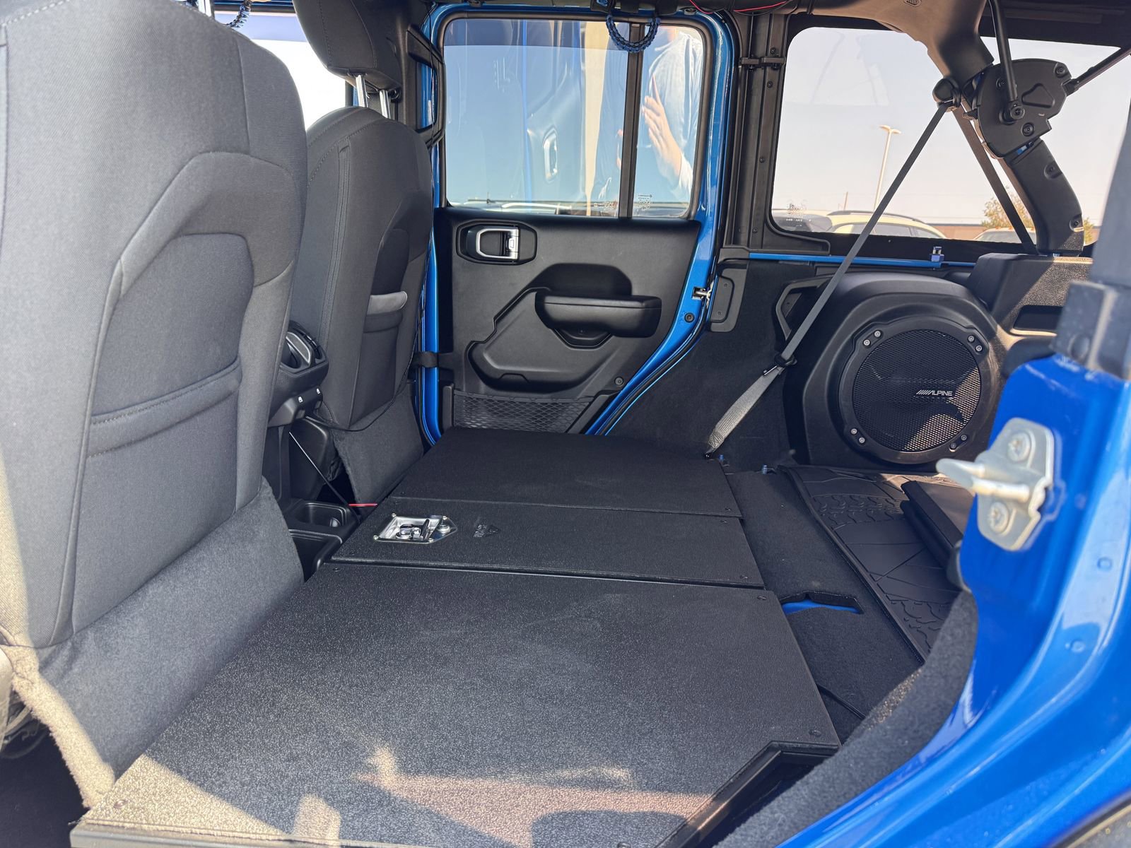 Used 2023 Jeep Wrangler Unlimited Sport AWD/4WD image 28