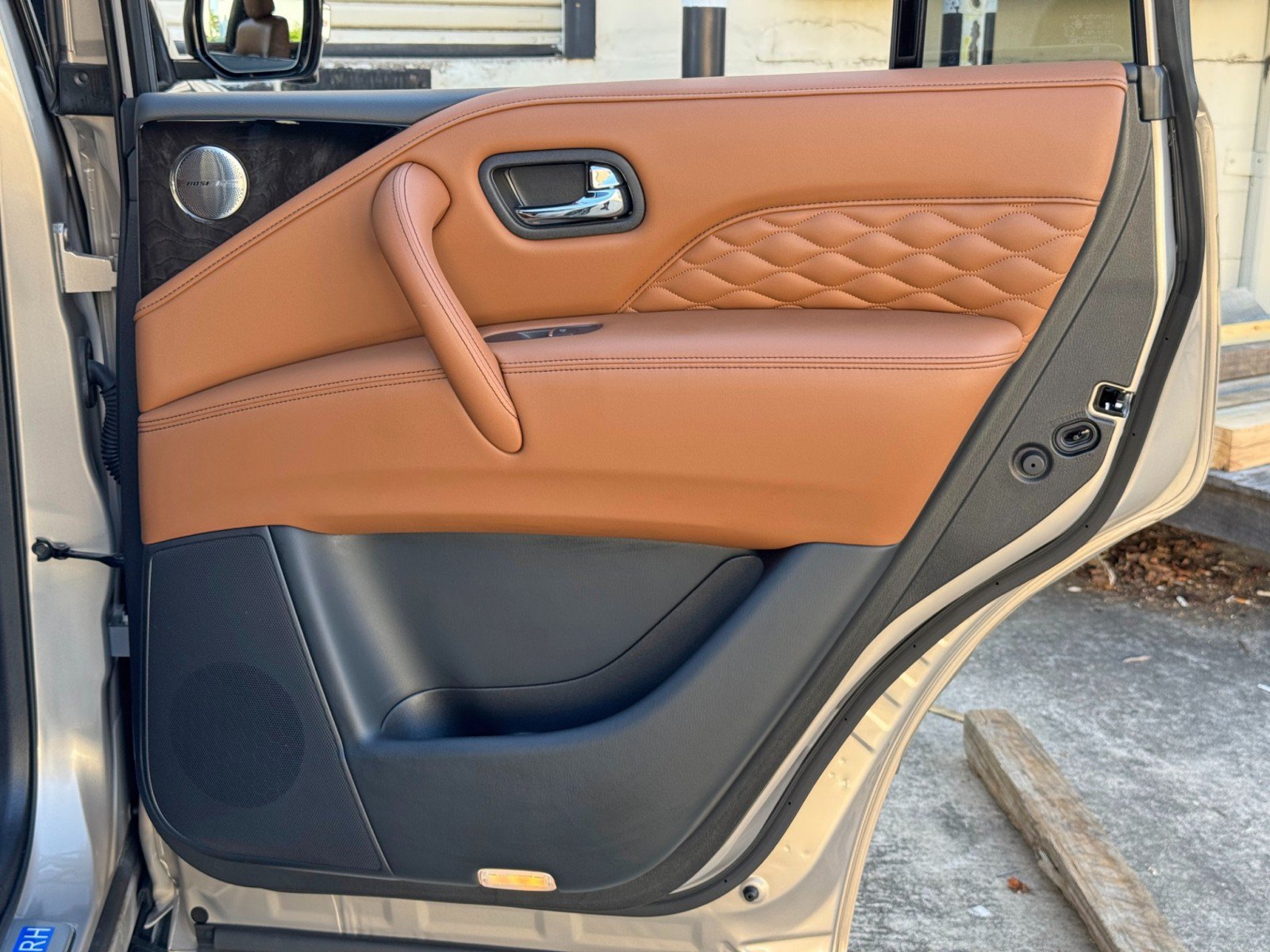 Used 2024 INFINITI QX80 Sensory AWD/4WD image 49