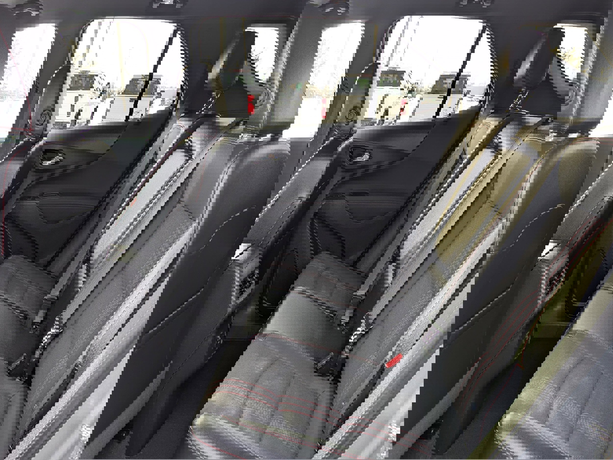 Used 2023 Chevrolet Equinox RS image 6