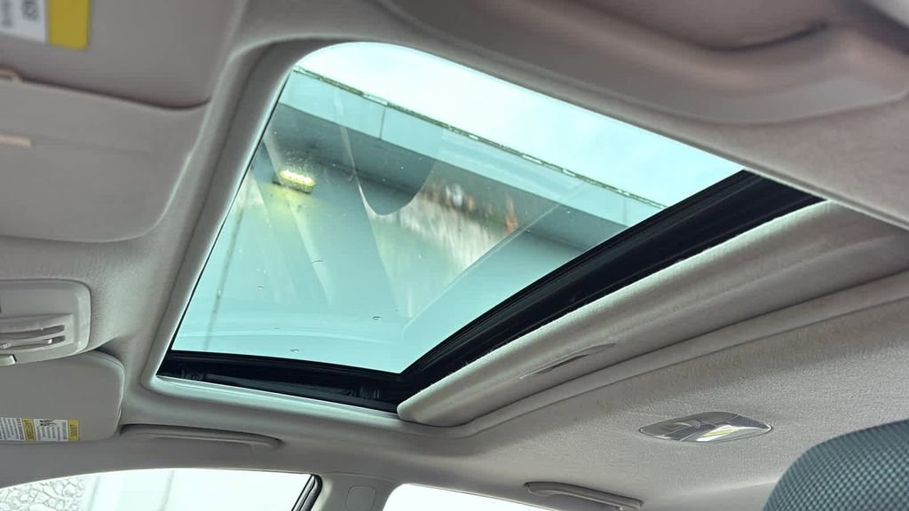 Used 2014 Subaru Impreza WRX Premium image 17