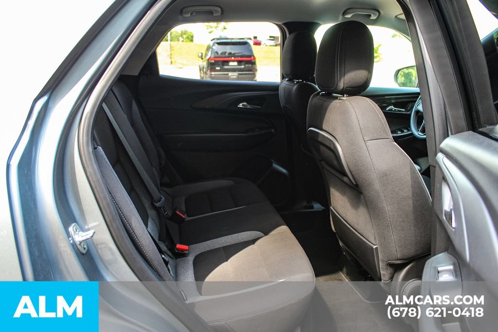 Used 2025 Chevrolet TrailBlazer LT FWD image 18