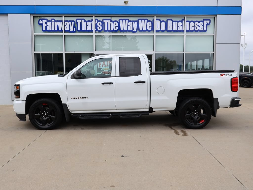 Certified 2019 Chevrolet Silverado 1500 LT w/ All Star Edition AWD/4WD image 7