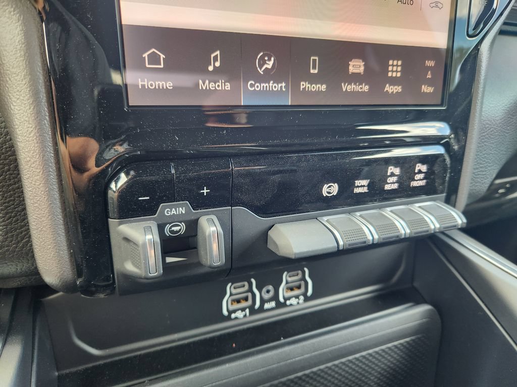 New 2026 RAM 2500 Big Horn AWD/4WD image 19