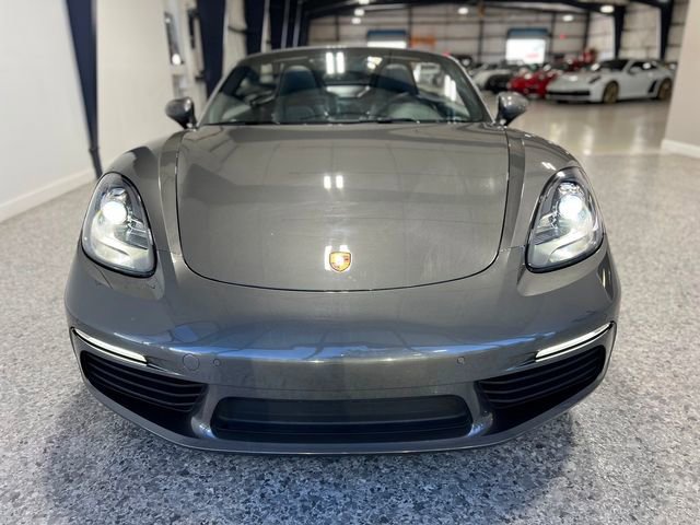 Used 2017 Porsche 718 Boxster image 11