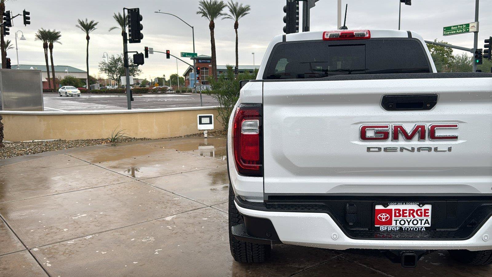 Used 2026 GMC Canyon Denali AWD/4WD image 8
