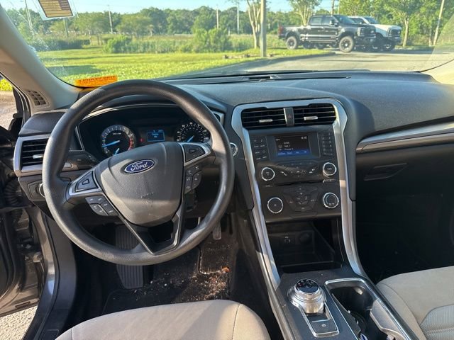 Used 2017 Ford Fusion S FWD image 12