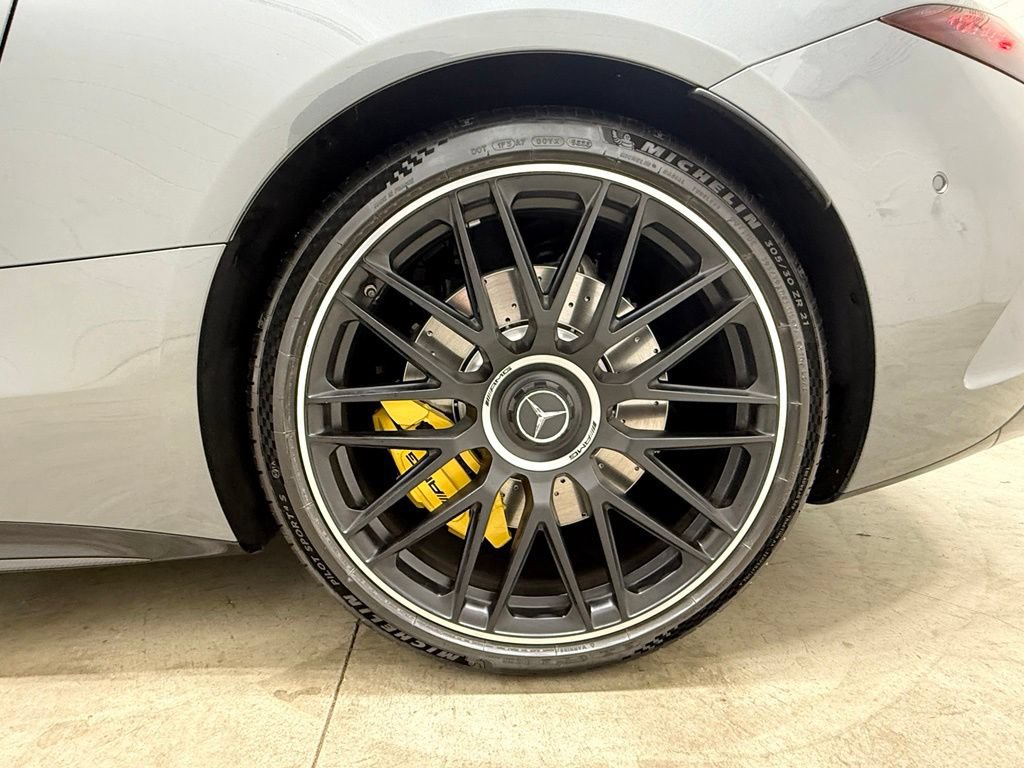 Used 2022 Mercedes-Benz SL 63 AMG 4MATIC image 38