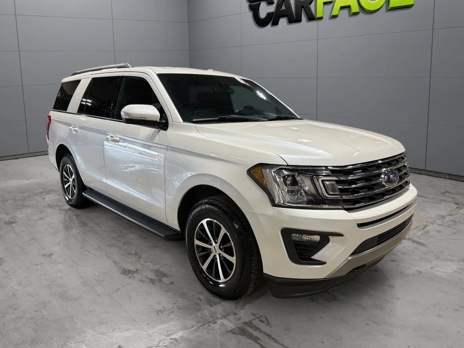 Used 2018 Ford Expedition XLT AWD/4WD image 4