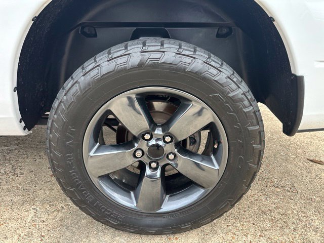 Used 2015 RAM 1500 Express AWD/4WD image 30
