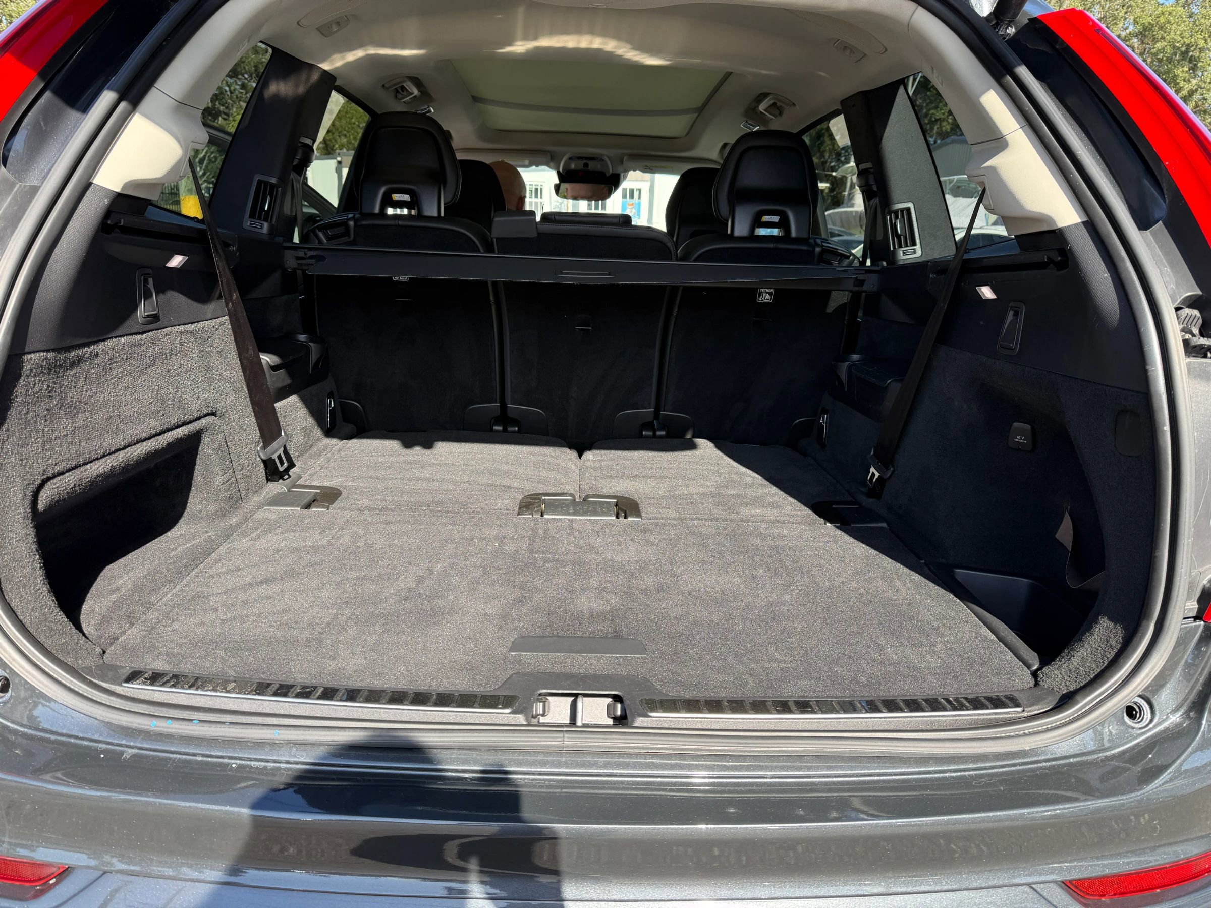 Used 2022 Volvo XC90 T5 Momentum w/ Climate Package image 27