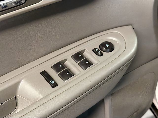 Used 2017 Chevrolet Traverse LS image 18