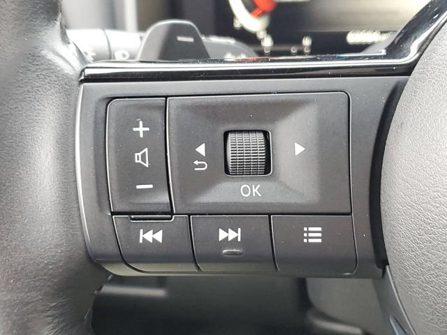 Used 2021 Nissan Rogue Platinum AWD/4WD image 25