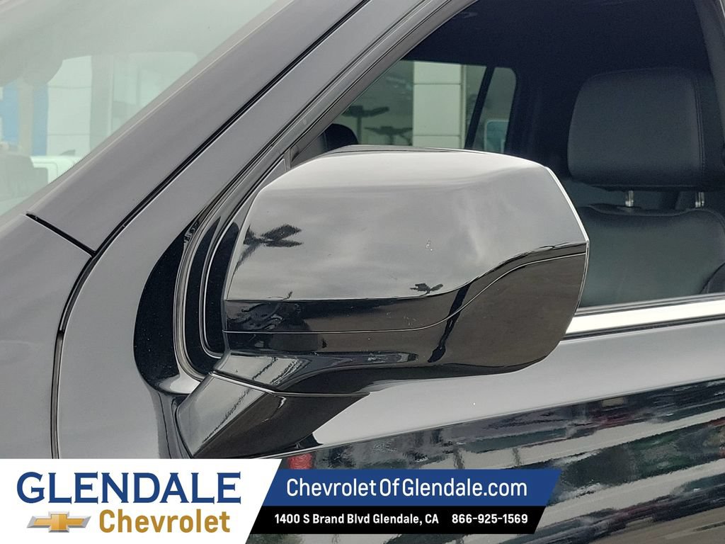 Certified 2024 Chevrolet Suburban LT AWD/4WD image 19