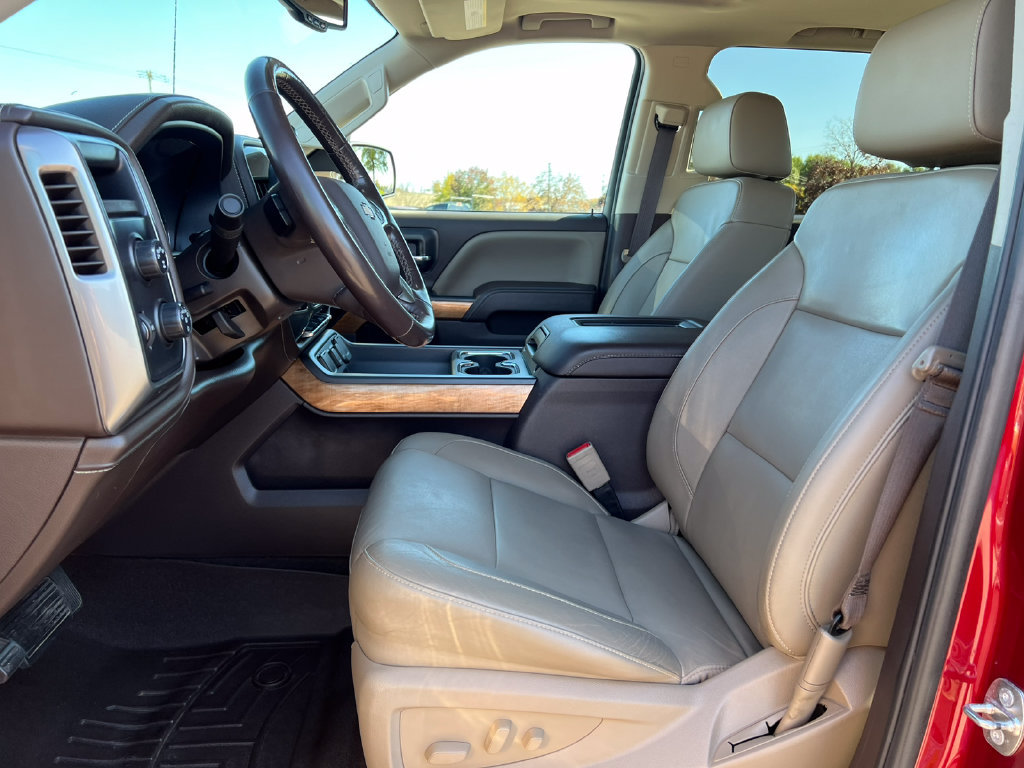 Used 2018 Chevrolet Silverado 1500 LTZ w/ Sport Package AWD/4WD image 3