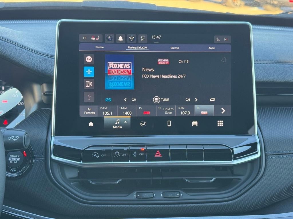 New 2026 Jeep Compass Latitude w/ Sun and Sound Group AWD/4WD image 16