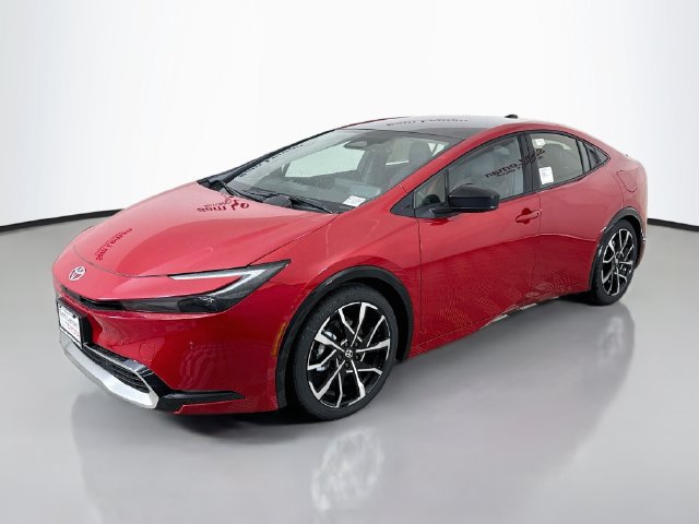 New 2027 Toyota Prius Plug-In Hybrid FWD image 3