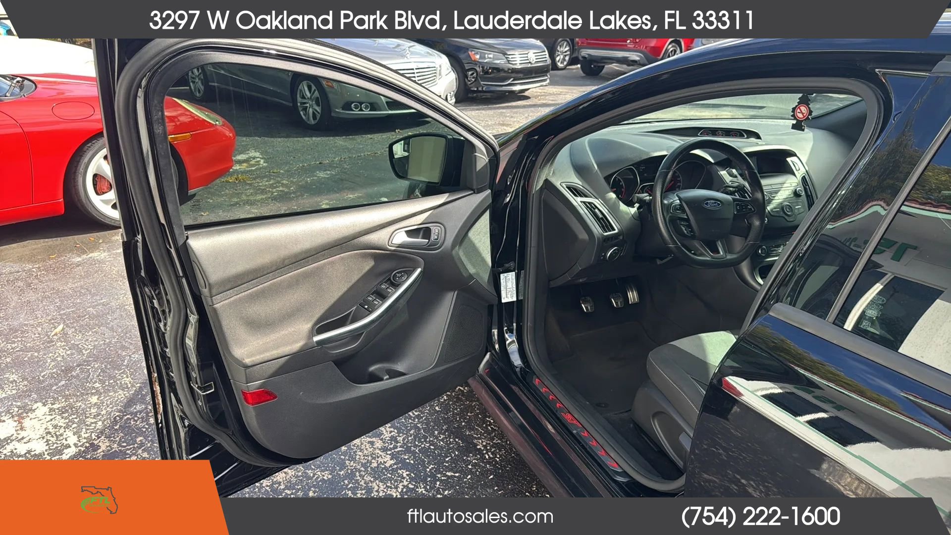 Used 2018 Ford Focus ST image 21