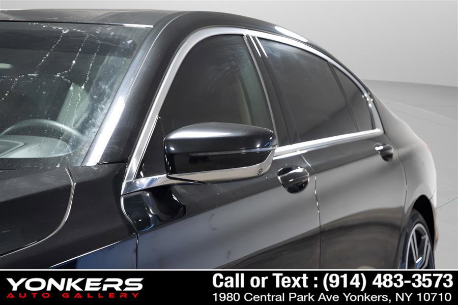 Used 2019 BMW 750i xDrive w/ Executive Package image 47