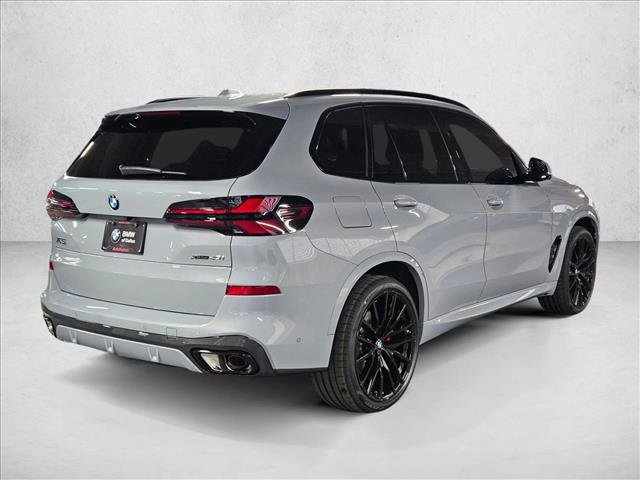 New 2026 BMW X5 xDrive40i w/ M Sport Package image 2
