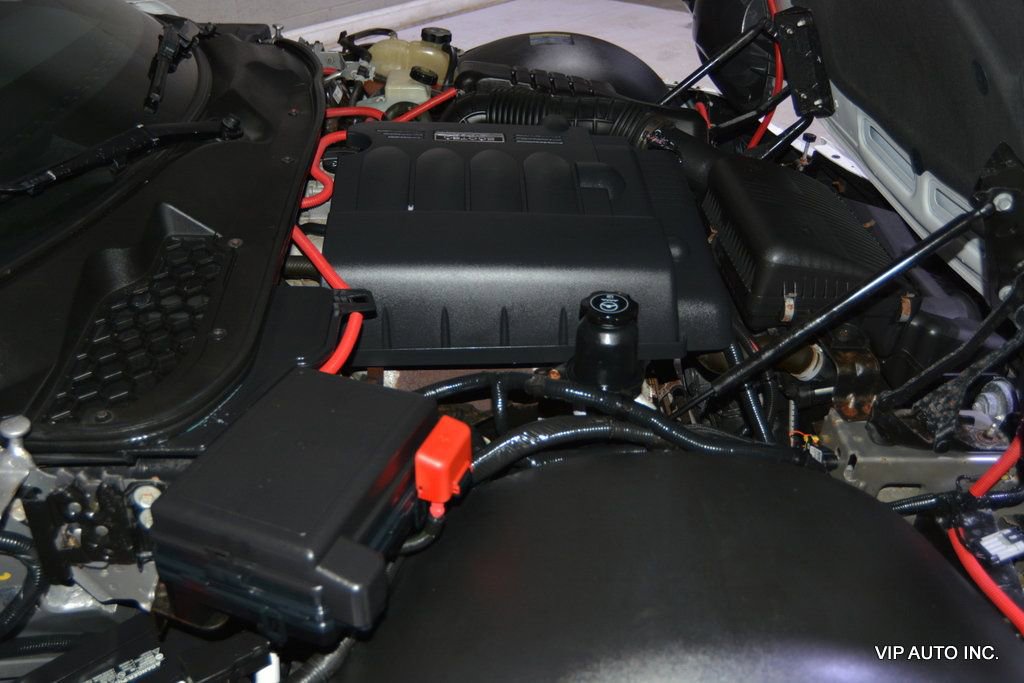 Used 2008 Pontiac Solstice Convertible w/ Premium Package image 32