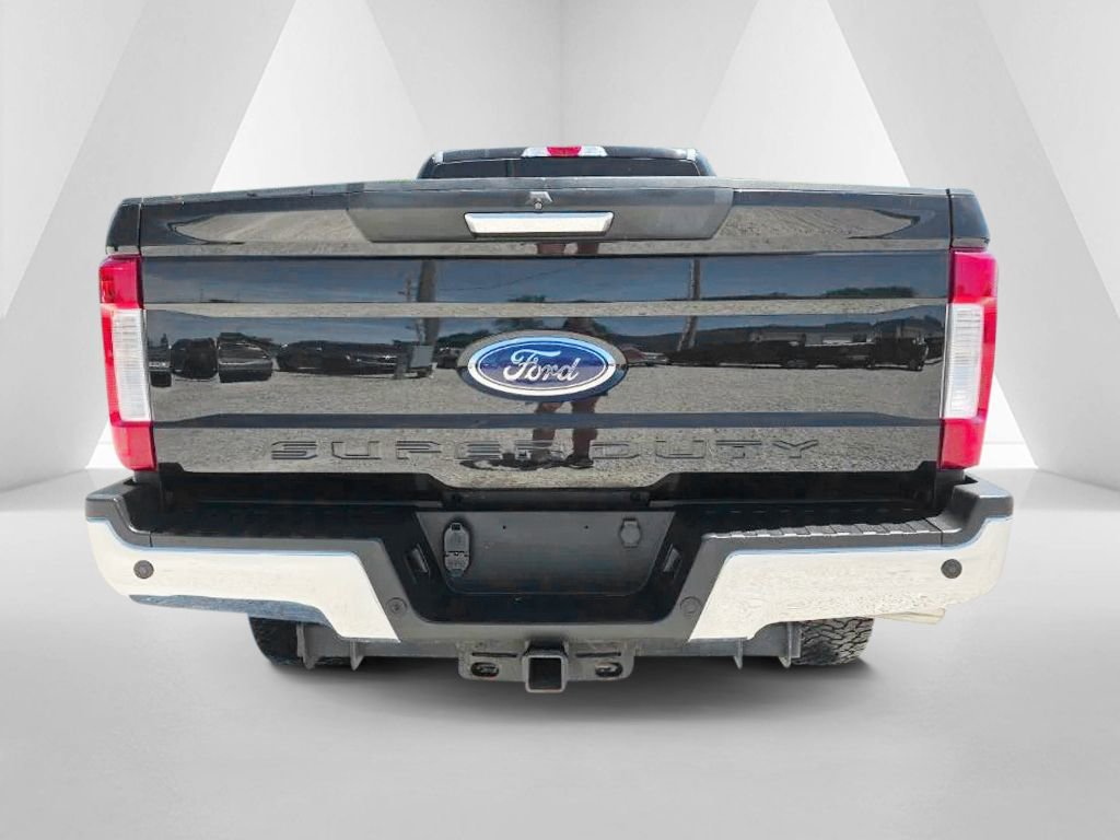 Used 2019 Ford F250 XLT w/ XLT Premium Package AWD/4WD image 6