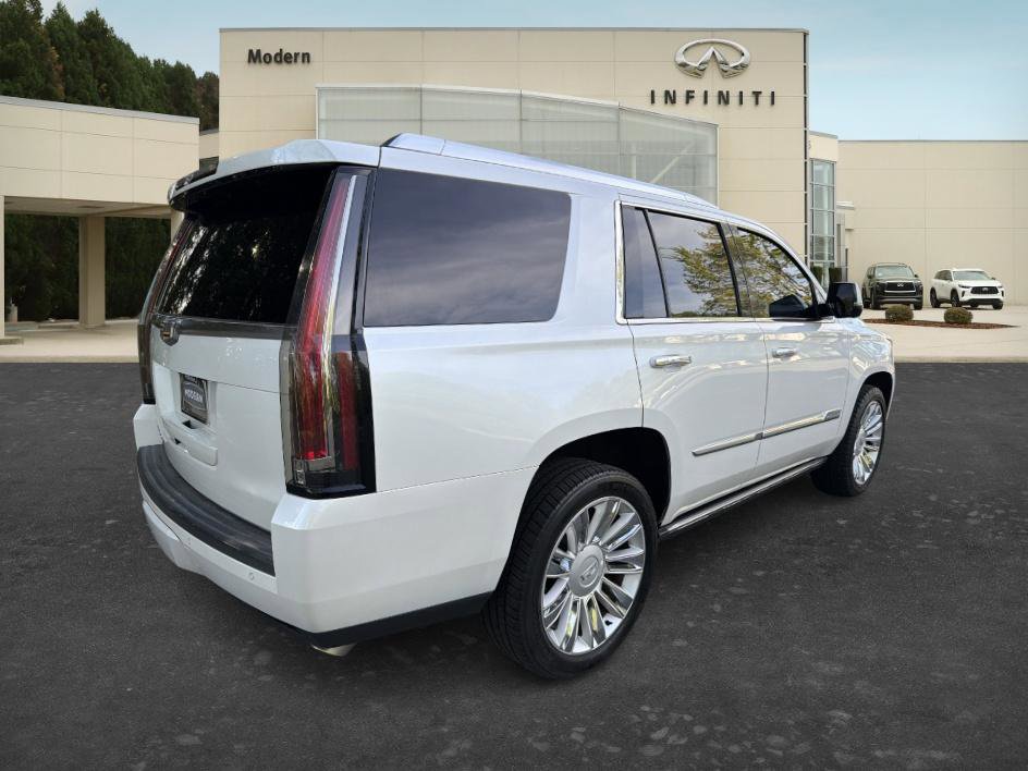 Used 2016 Cadillac Escalade Platinum image 5
