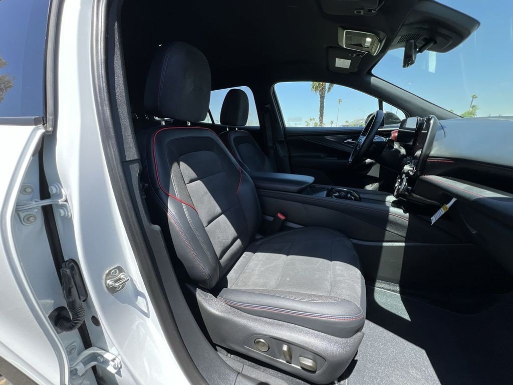 Certified 2024 Chevrolet Blazer EV RS AWD/4WD image 29