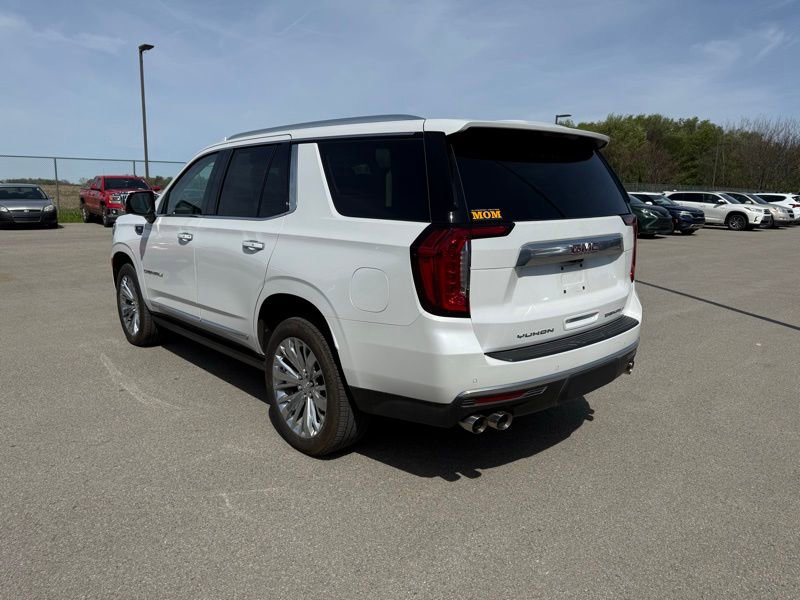 Used 2021 GMC Yukon Denali w/ Denali Premium Package AWD/4WD image 8
