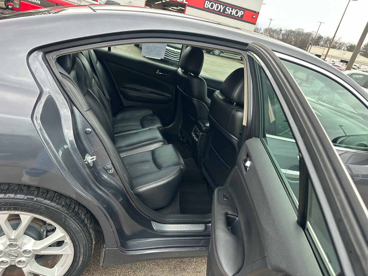 Used 2012 Nissan Maxima 3.5 SV w/ Premium Pkg image 12