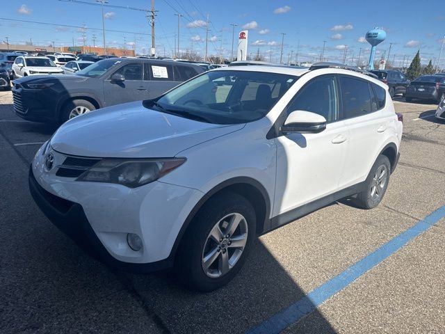 Used 2015 Toyota RAV4 XLE image 9