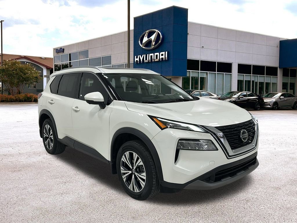 Used 2021 Nissan Rogue SV w/ Premium Package image 7