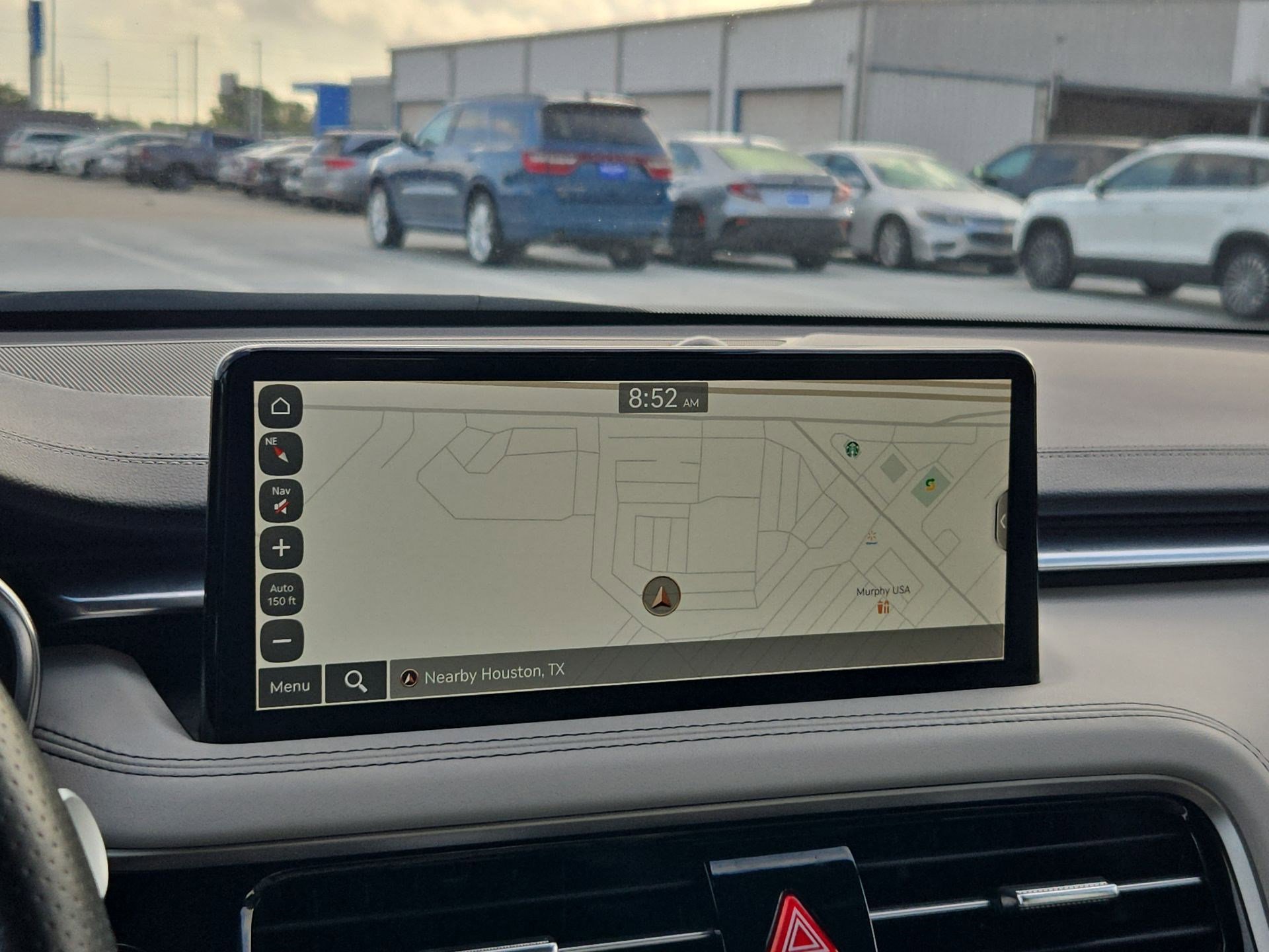 Used 2025 Genesis G70 2.5T image 23