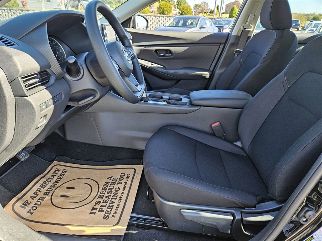 New 2025 Nissan Sentra S image 4