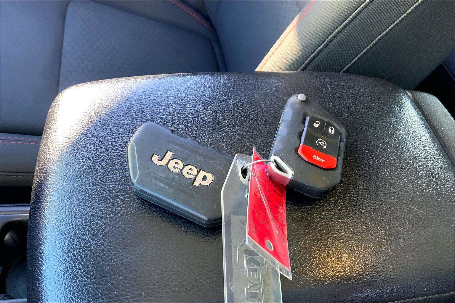 Used 2019 Jeep Wrangler Unlimited Rubicon image 12