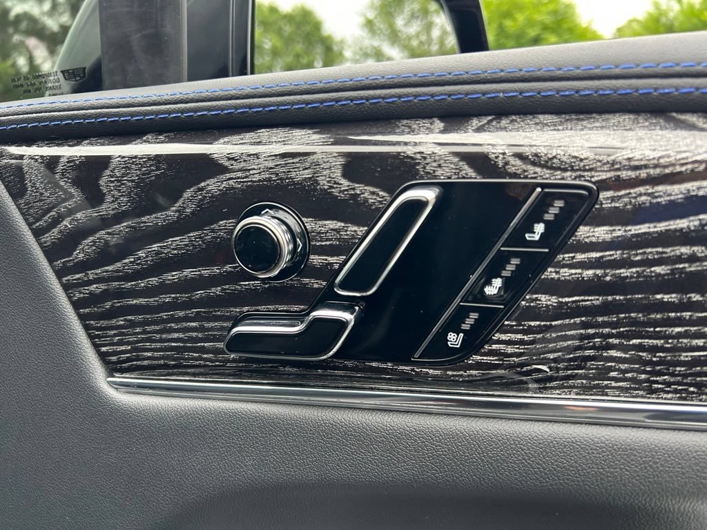 Used 2026 Cadillac Escalade IQ Sport 1 w/ LPO, Floor Liner Package AWD/4WD image 60