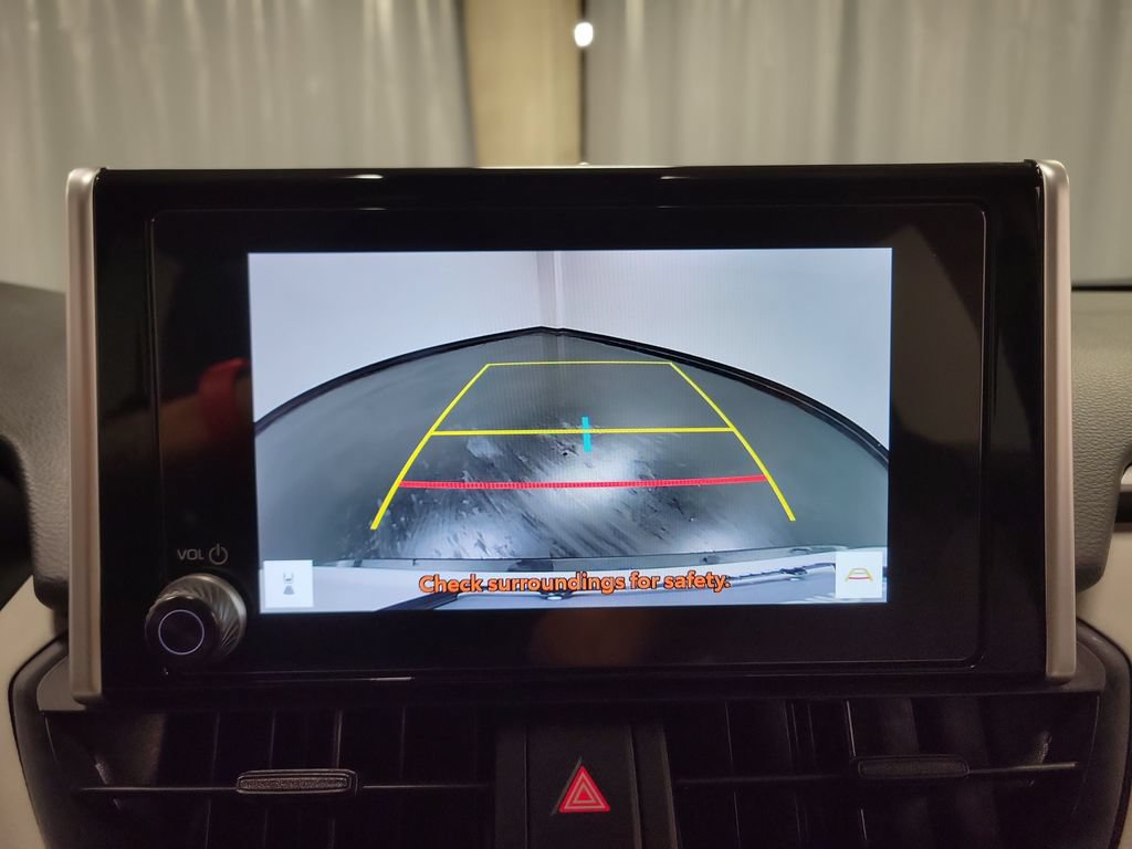 Used 2025 Toyota RAV4 XLE w/ Convenience Package FWD image 21