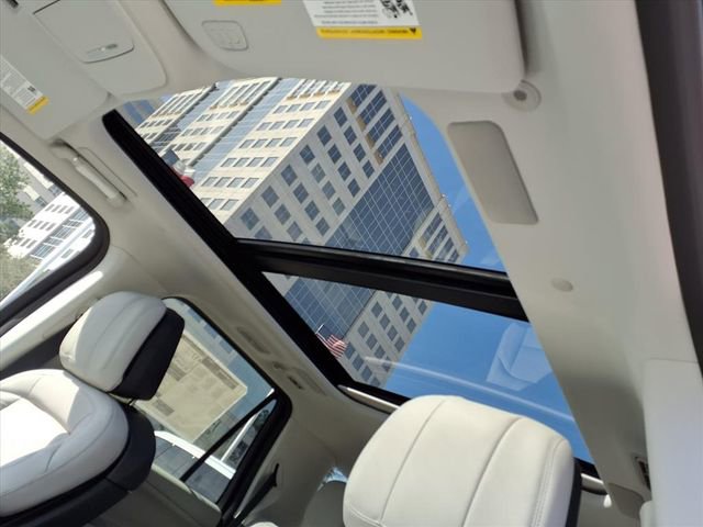 New 2026 Lincoln Navigator Reserve image 8