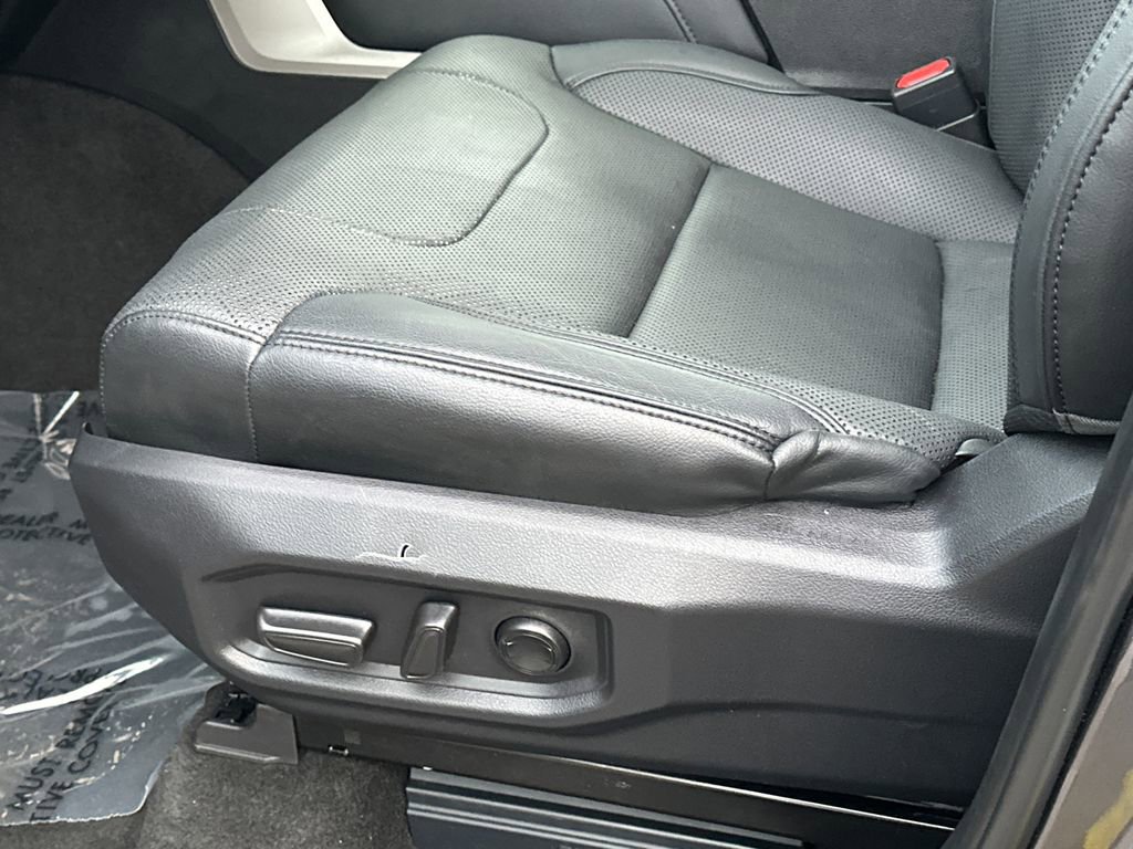 Used 2022 Toyota Tundra Limited image 24