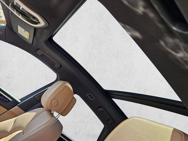 Used 2024 Porsche Macan AWD/4WD image 15