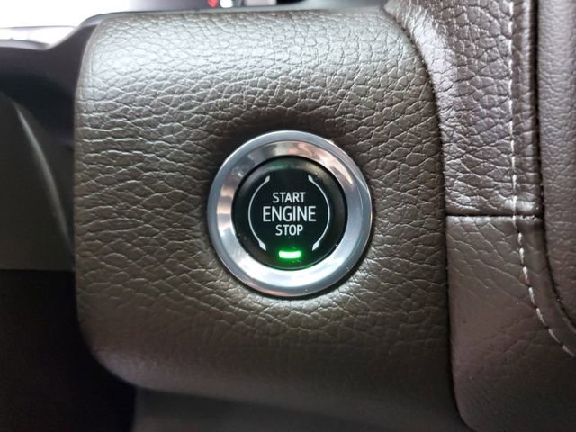 Used 2023 GMC Yukon Denali image 24