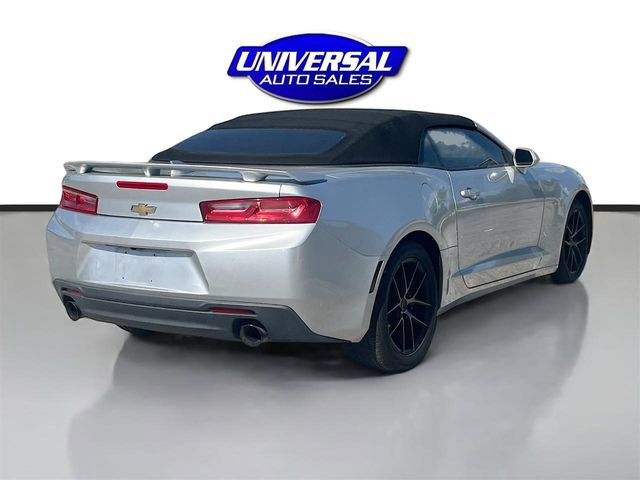 Used 2017 Chevrolet Camaro LT RWD image 7