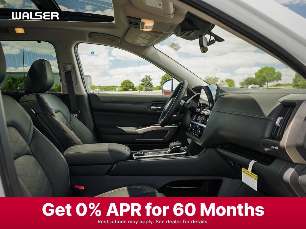 New 2025 Nissan Pathfinder Platinum w/ Cargo Package image 11