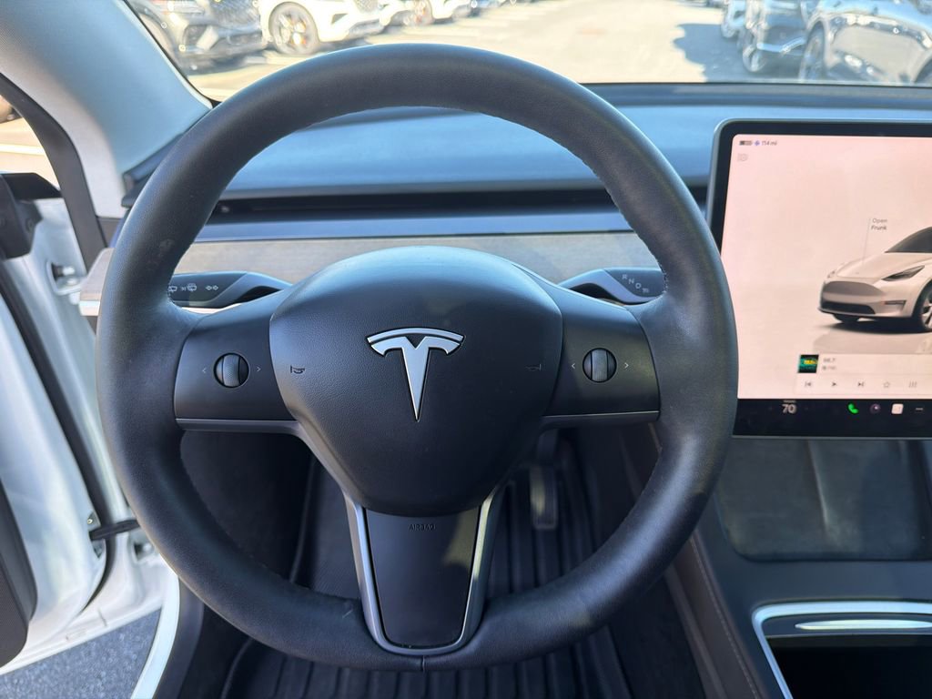 Used 2023 Tesla Model Y Long Range image 25