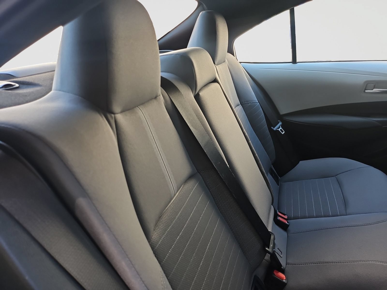Used 2025 Toyota Corolla SE w/ SE Premium Package FWD image 45