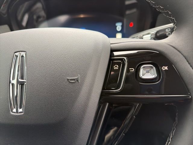 New 2026 Lincoln Corsair Premiere image 15