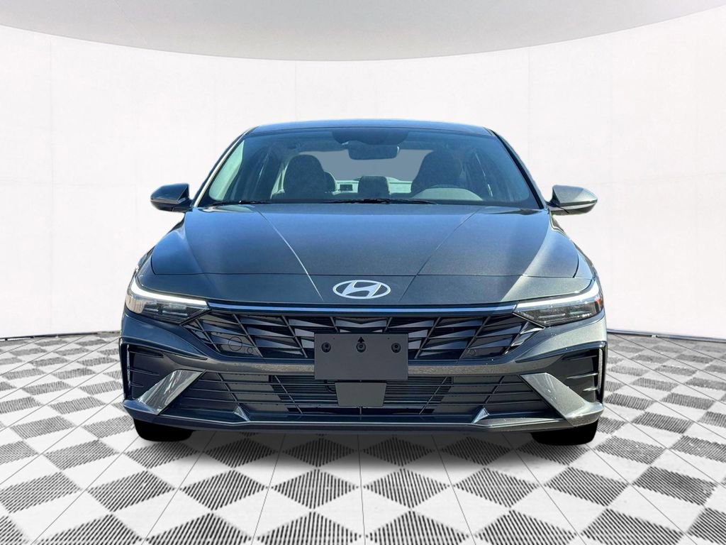 New 2025 Hyundai Elantra SEL image 19