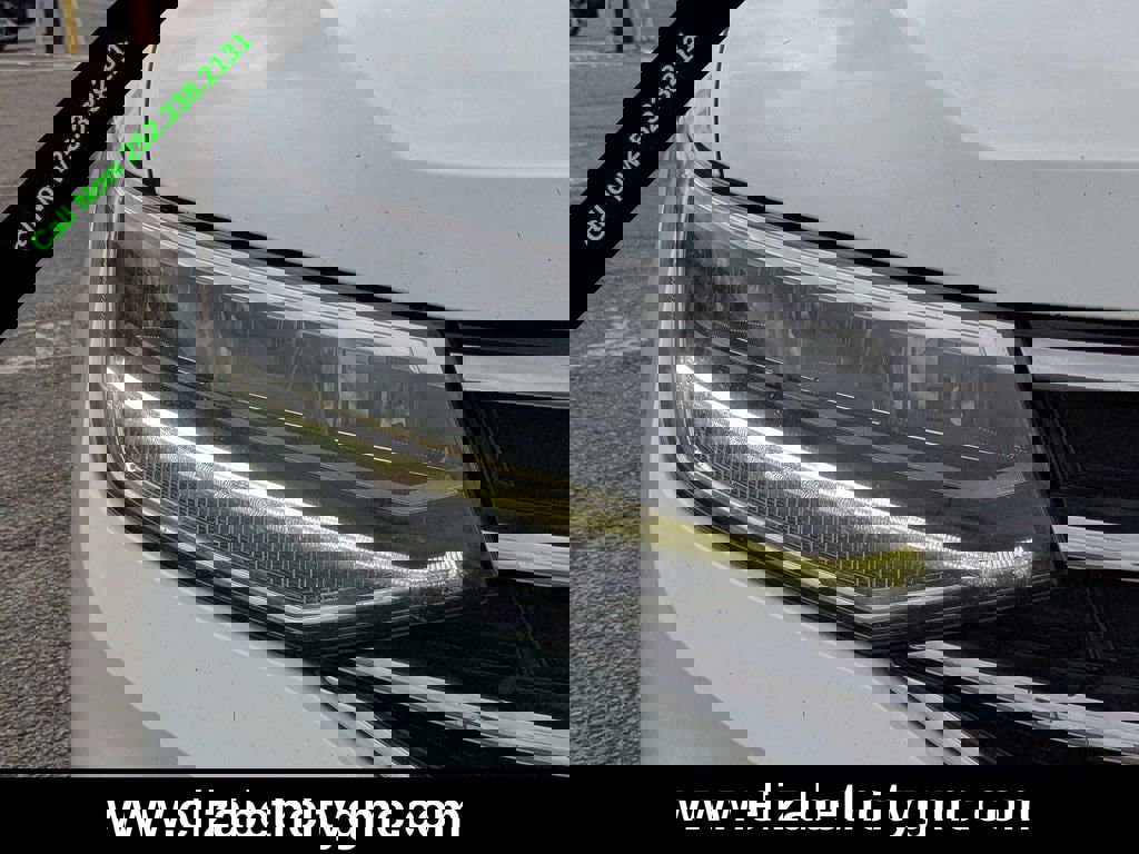 Used 2023 Volkswagen Tiguan SE image 11